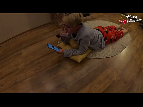 ❤️ Skør blondine suger kæmpe pik og hopper på den - analsex ❤️ Skøn porno at da.centr-klassiki.ru ❌️